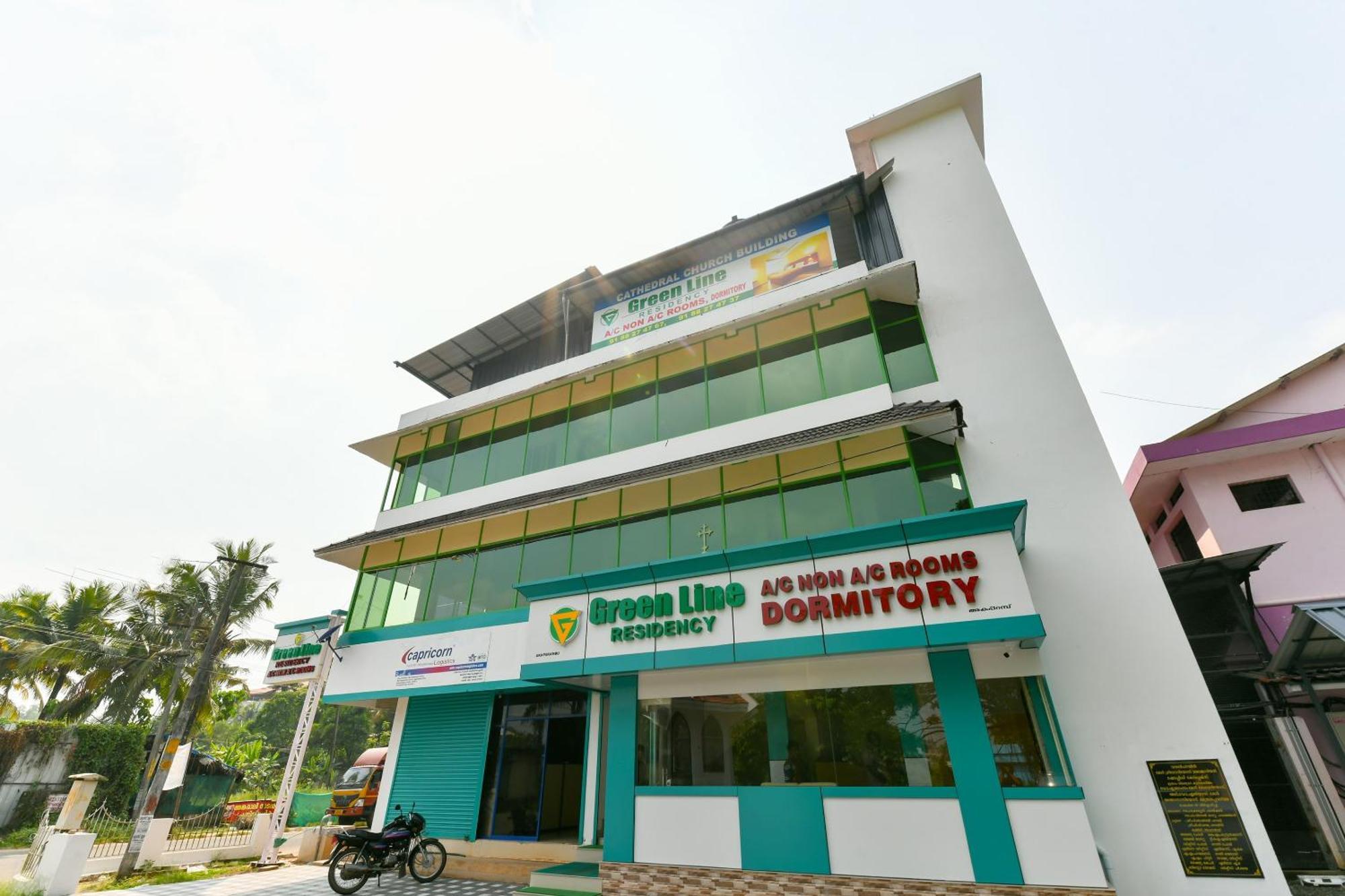 Hotel OYO 23211 Green Line Residency Nedumbassery Exterior foto